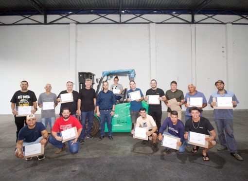 Prefeitura de Leme conclui curso gratuito de Operador de Empilhadeira em parceria com o SEST/SENAT e QualificaSP