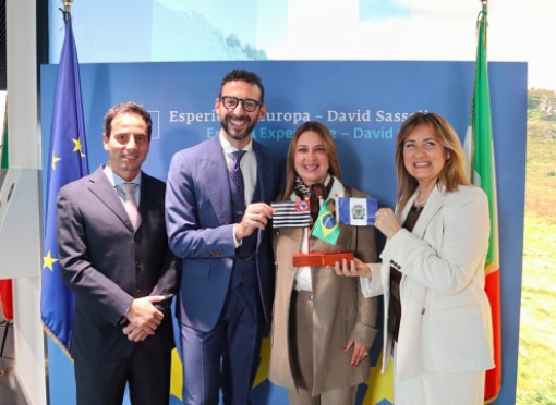 Leme fortalece cooperação internacional com projeto cultural europeu Cour des Arts