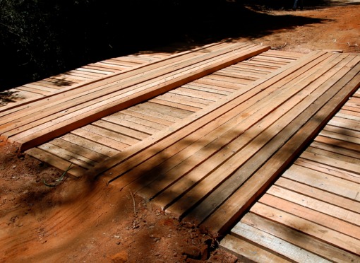 Secretaria de Serviços Municipais realizou reforma e manutenção em ponte da Zona Rural